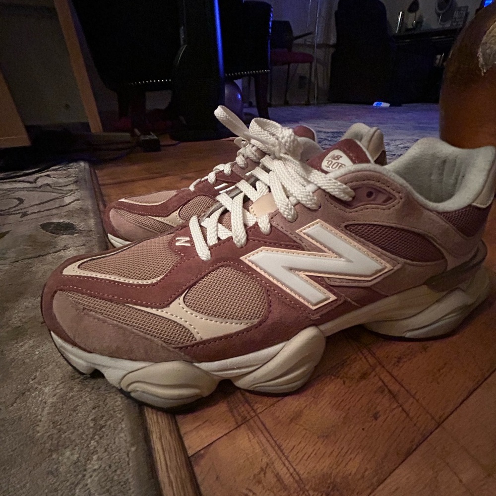 New Balance Pink and Cream Sneakers